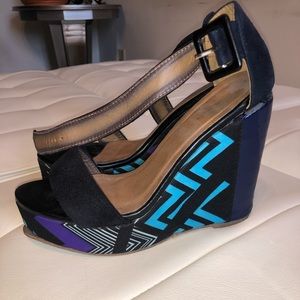 Top madda heels